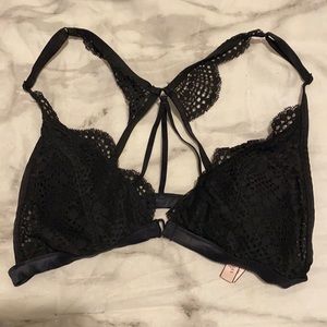 VICTORIAS SECRET Bralette size LG